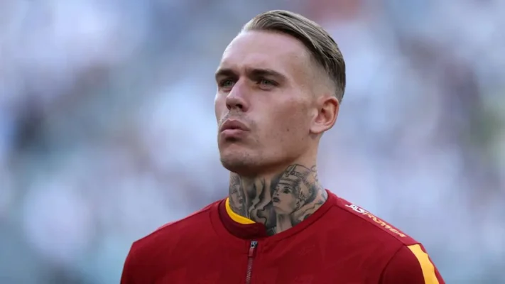 Mourinho từng công khai chỉ trích Rick Karsdorp